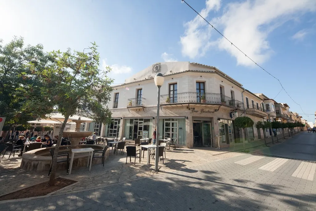 Ca'n Bestard restaurant in Lloseta