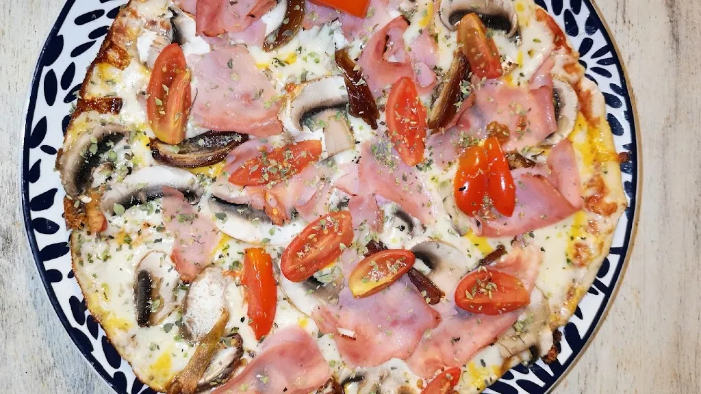 PIZZERIA FORN DE LA VALL Y DESAYUNOS_Mancor de la Vall_slider_image_3