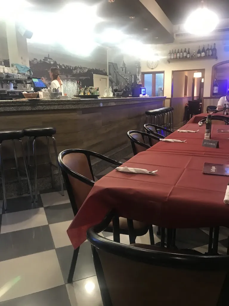 Gary C_Ca's Xigaler. Cafeteria Restaurant_Maria de la Salut_review