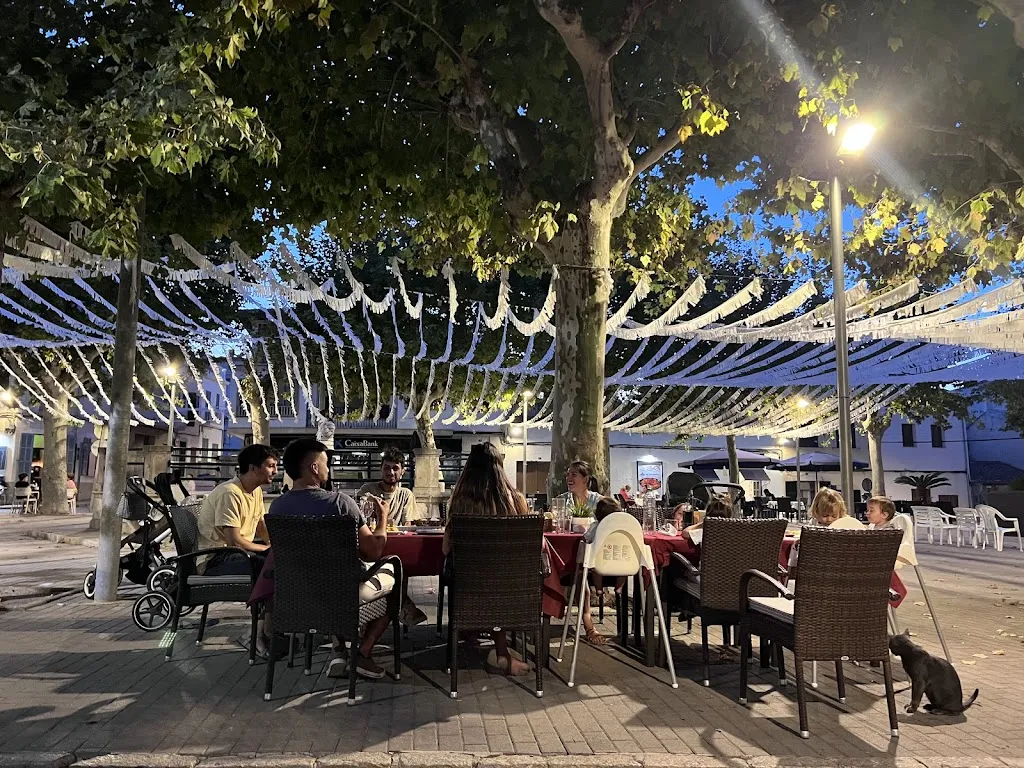 Ca's Xigaler. Cafeteria Restaurant_Maria de la Salut_slider_image_2