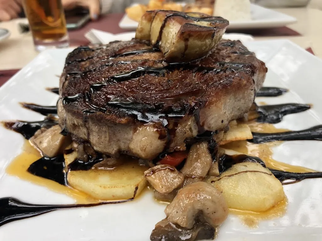 Ca's Xigaler. Cafeteria Restaurant_Maria de la Salut_slider_image_3