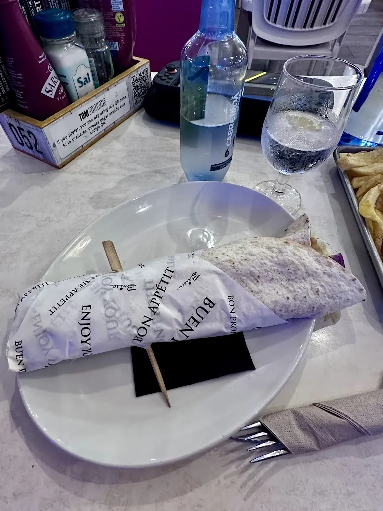 Lina Ziadi_Tom Brown's_Magaluf_review