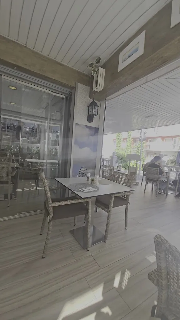 DAN IONUT Spatariu_Restaurante El Mundo_Magaluf_review