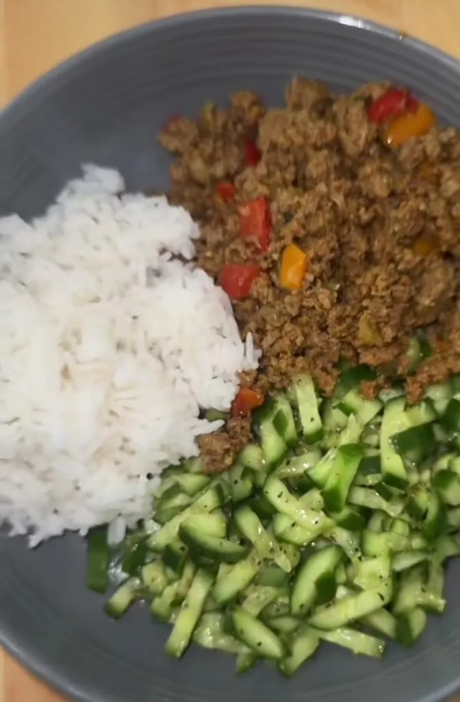 NimraSeemab Asharf_Magaluf Student Cafe_Magaluf_recensione