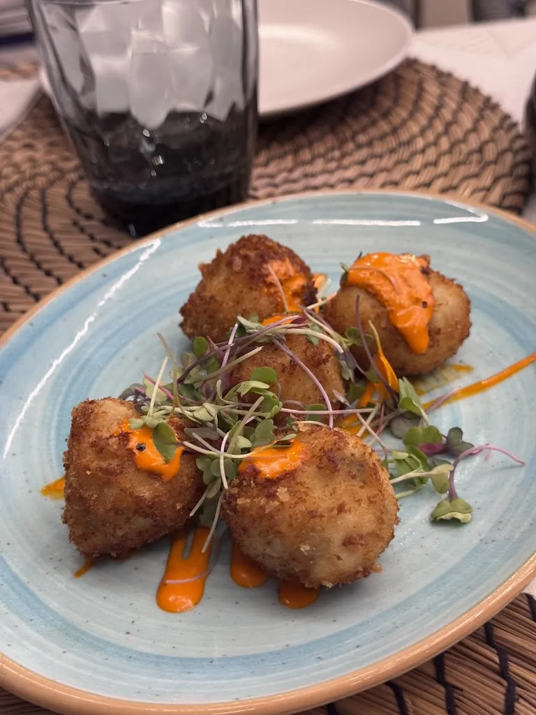 Arash R_Oceans Restaurant_Magaluf_recensione