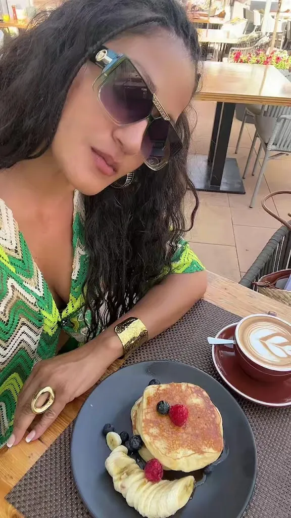 One Mallorca Luxury Homes_Madame Cabra Pizzería & Coffee Roastery_Magaluf_review