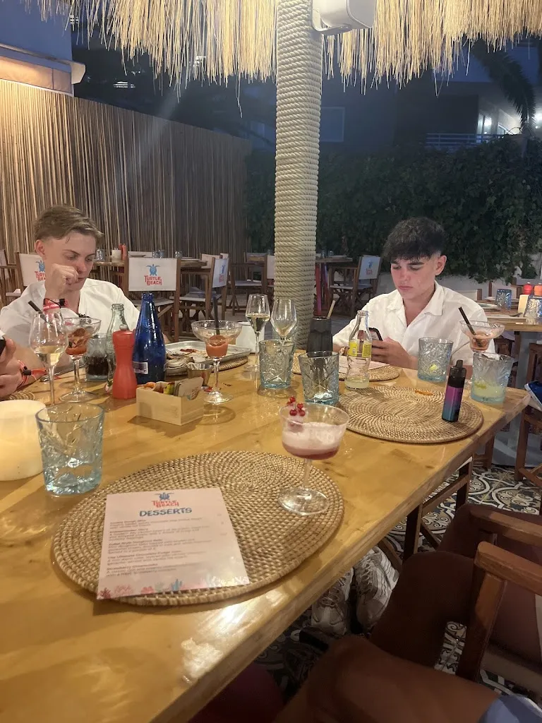 maddox moggy_Turtle Beach Magaluf_Magaluf_review