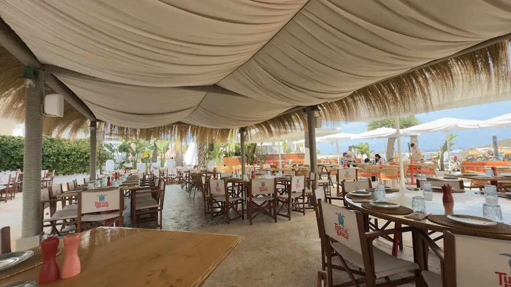 Turtle Beach Magaluf_Magaluf_slider_image_1