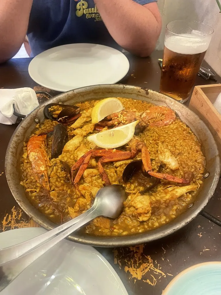 Yasmeen Hussein_Meson Español_Magaluf_review