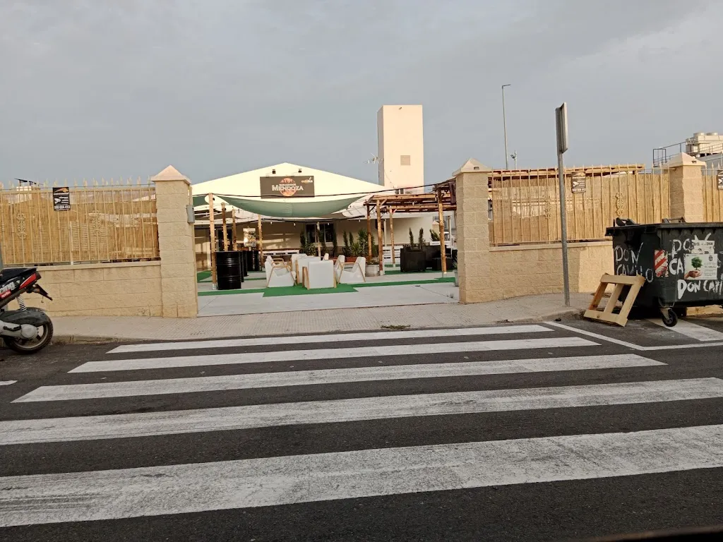 Ramón_Asador Mendoza Cox Garden Bar_Cox_review