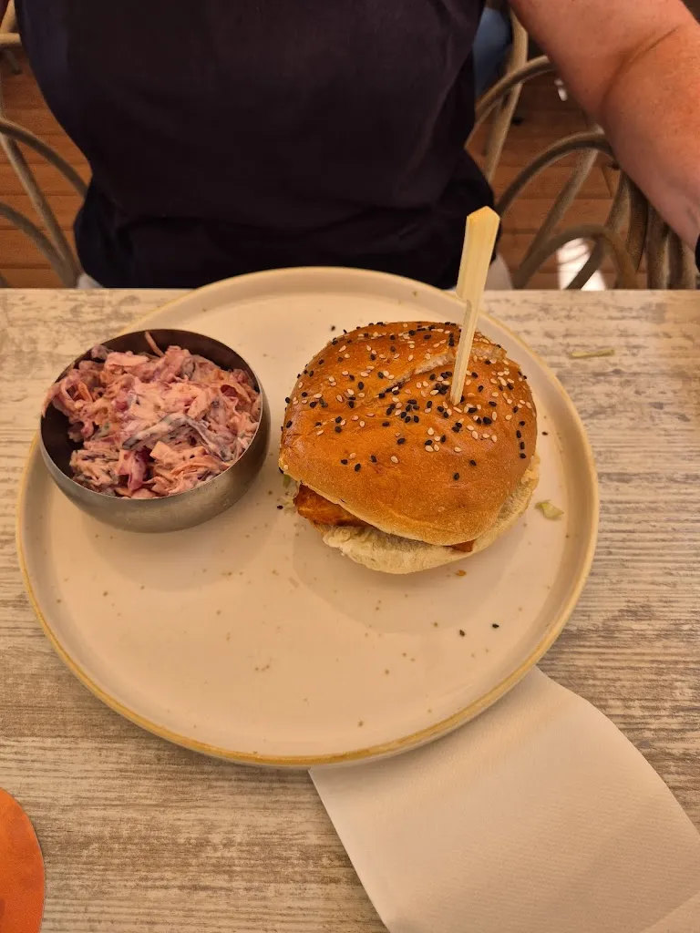 Nick Garavini_Zen Lounge Bar and Grill_Magaluf_review