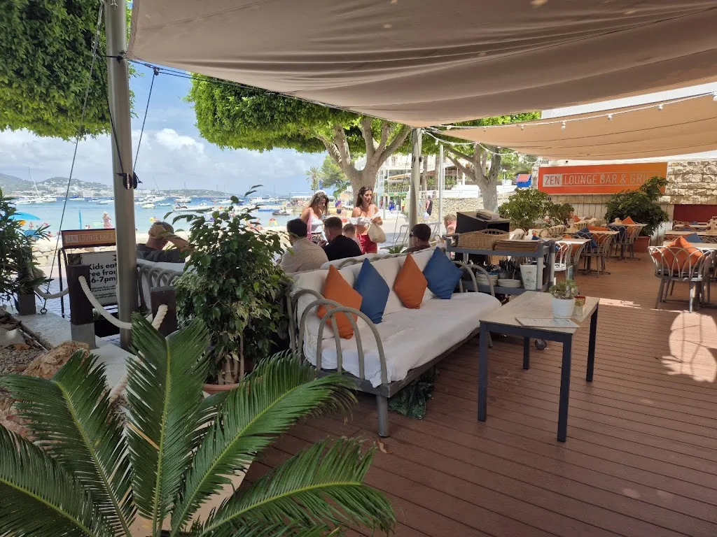 Zen Lounge Bar and Grill restaurant in Magaluf