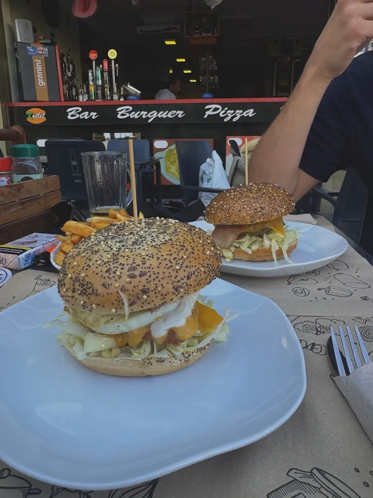 Adéla Chýlová_Kotlet Bar en magaluf 🫠🫠🫠🫠_Magaluf_review