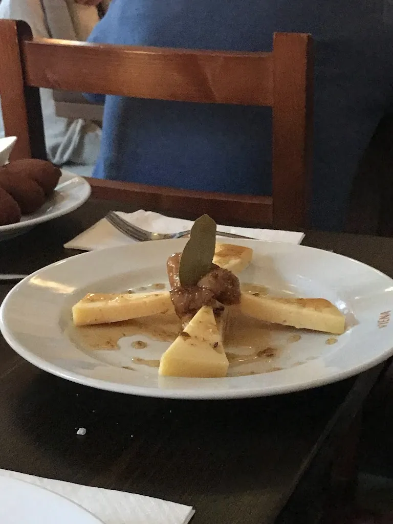 Fredrik Mac Leod_Restaurant Viena - Cas Concos_Felanitx_review