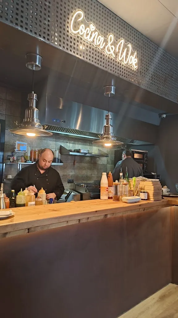 Mar Moretti_Urban Street Food Mercadal_Mercadal_review