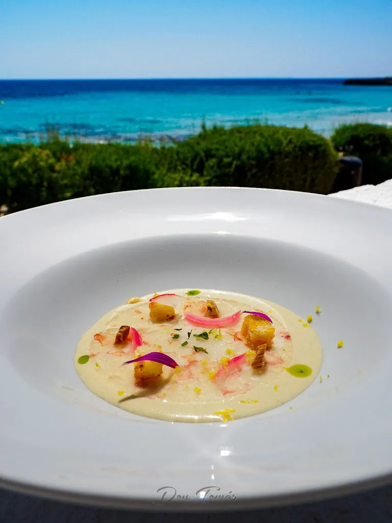 Restaurante Don Tomàs_Migjorn Gran Es_slider_image_3