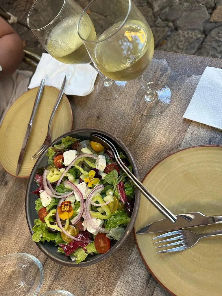 Chris Matthews_LA MALVASIA MALLORCA_Palma_review