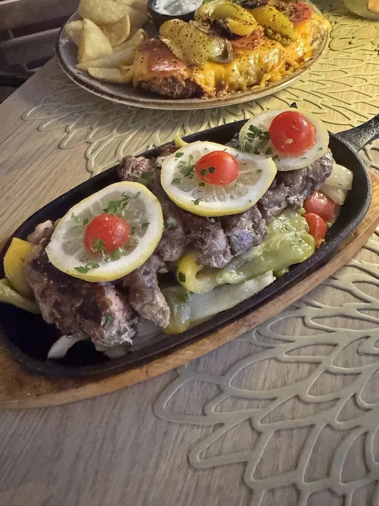 Steven_Oceana restaurant and bar_Palmanova_review