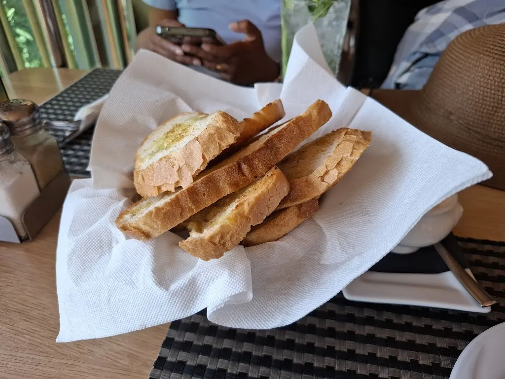 Tharindu Ranasinghe_Restaurant Les Fonts_Callosa dEn Sarrià_review