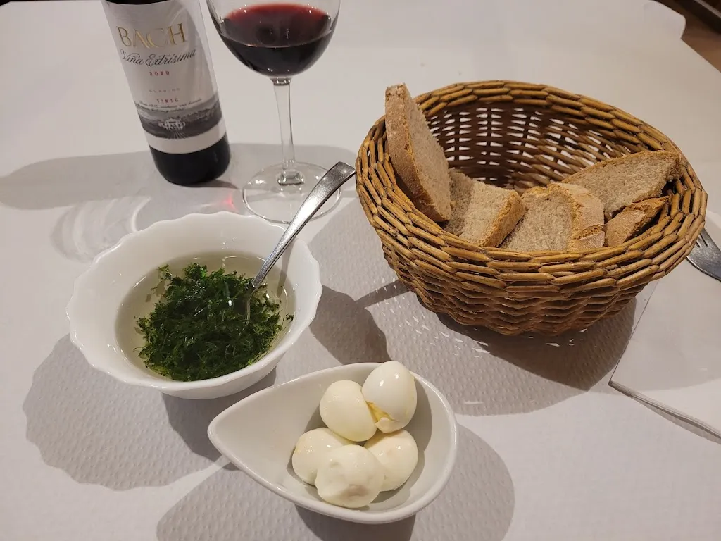 Stefania Tanase_Son Bascós_Montuïri_review