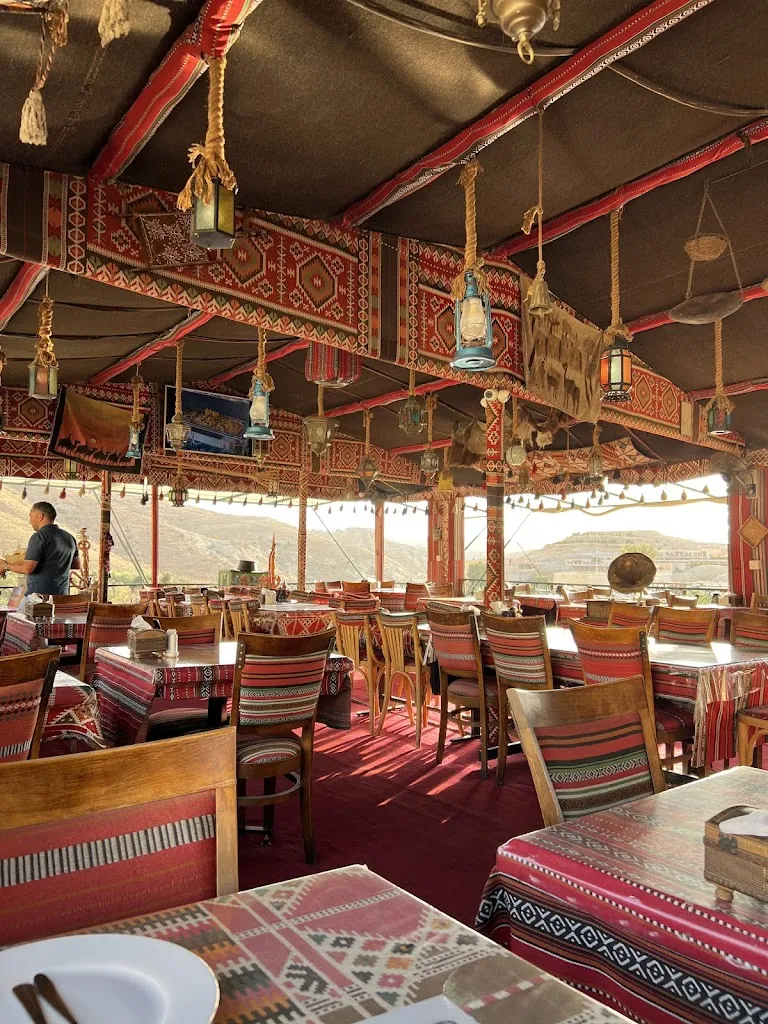 My Mom's Recipe Restaurant_Petra_slider_image_3