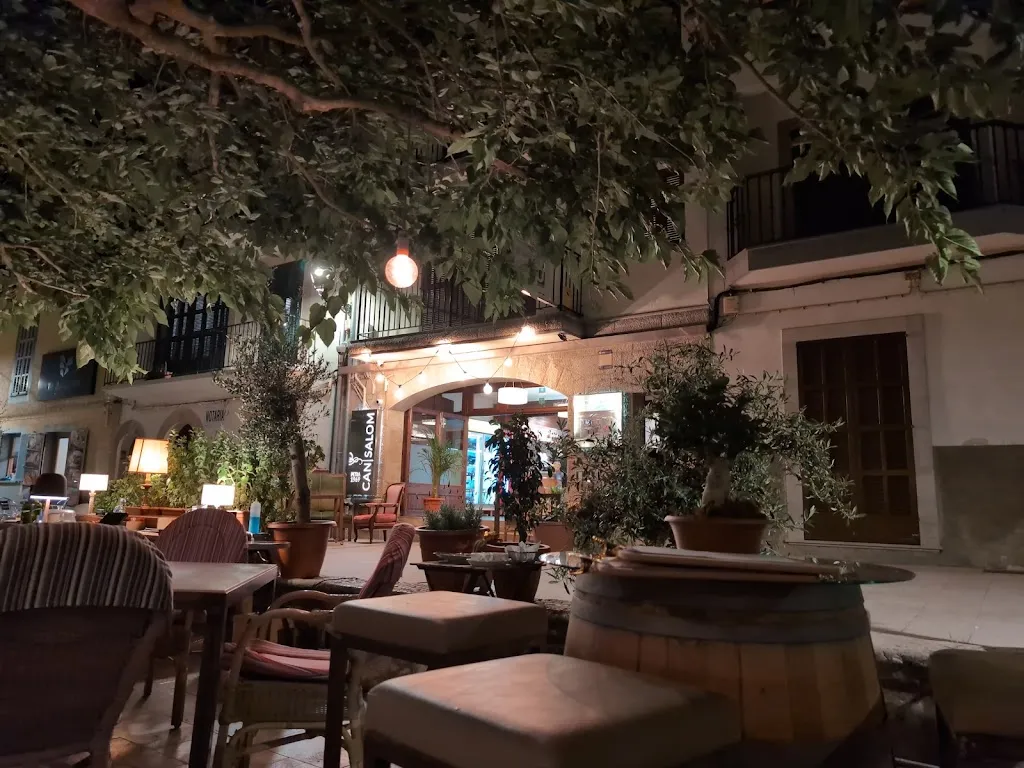 Sherry Iftikhar_Can Salom Restaurant - Boutique_Petra_review