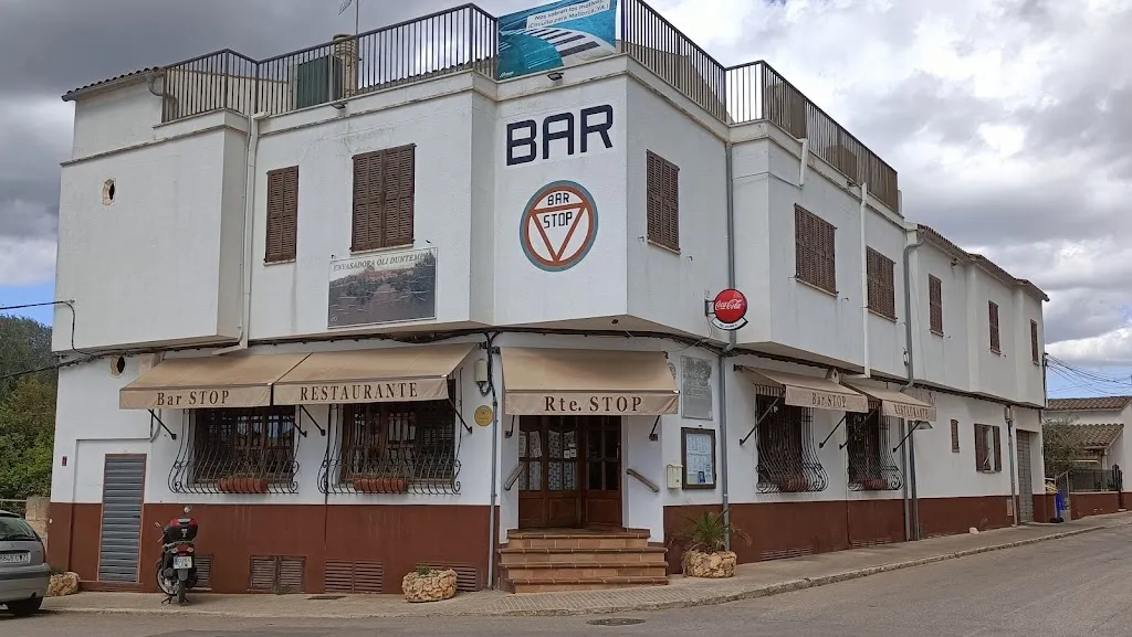 Petra - Bar Stop_Petra_slider_image_1