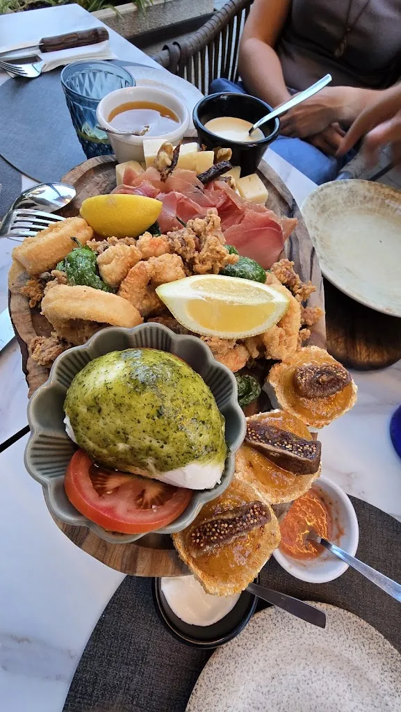 Michael Barnes_Al Faro Llucmajor_Llucmajor_review