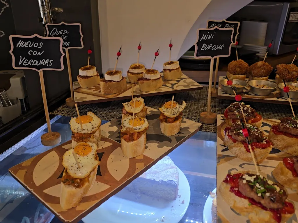 Caliuet BaRestaurant_Llucmajor_slider_image_2