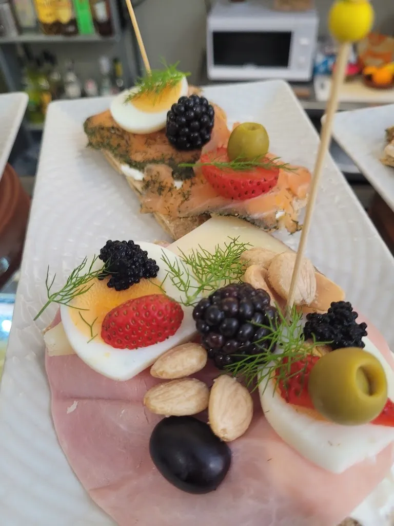 Sibarita bar de tapas_Llucmajor_slider_image_3