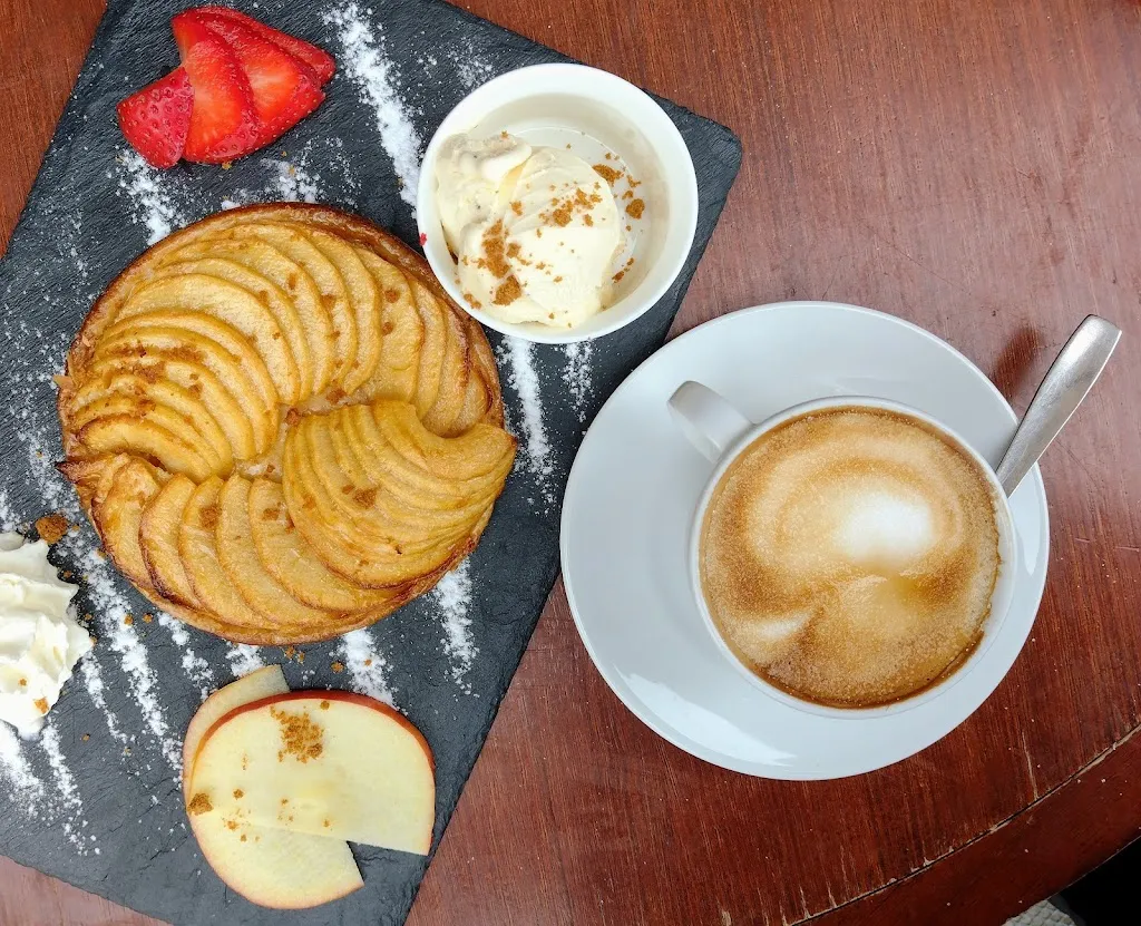 Terry Dickerson_Cafè Colon_Llucmajor_review