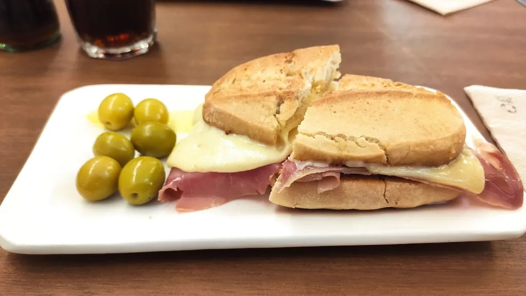 Toni Garau_CAFÈ 77_Llucmajor_review