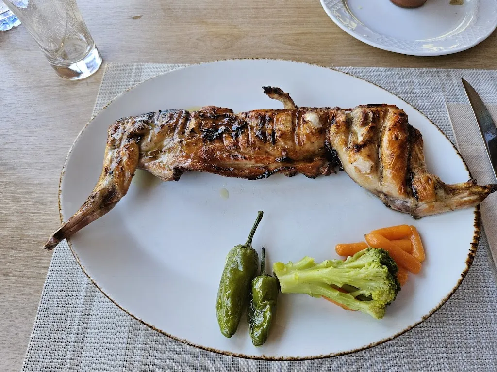 Ralph Bartel_EL RIU_Callosa dEn Sarrià_review