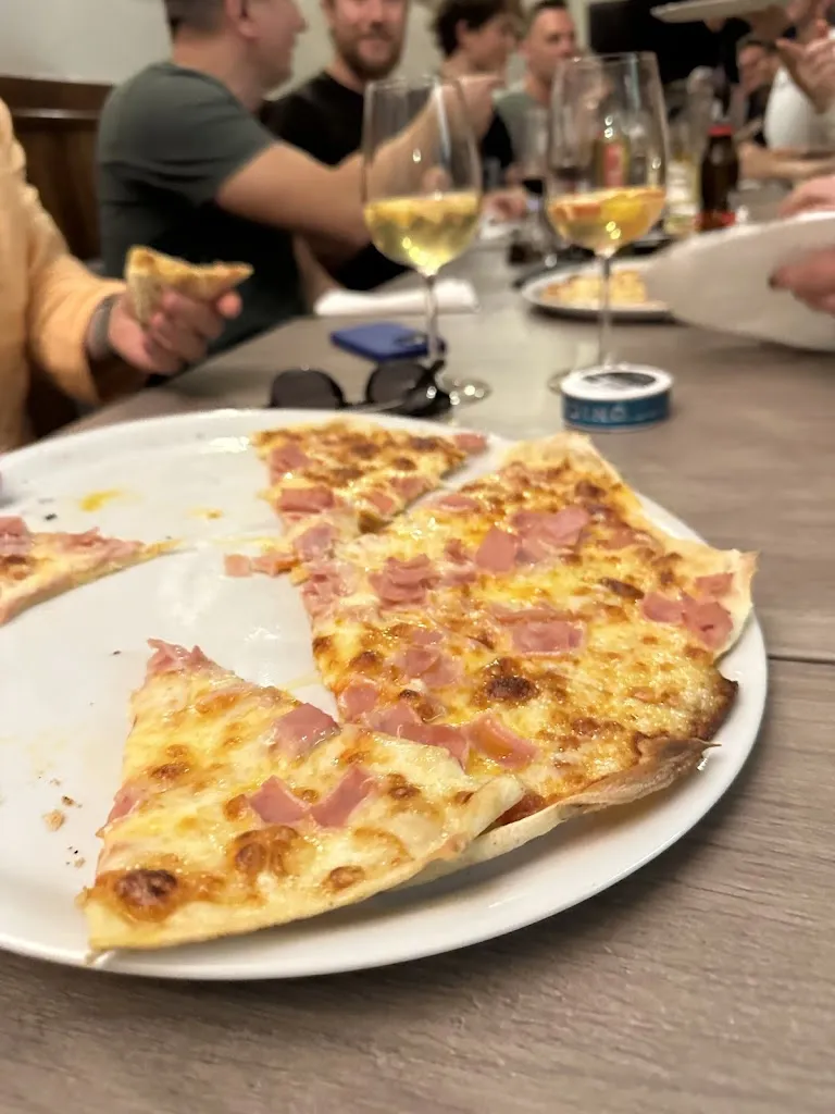 Yuki Kanaya_Pizzeria Can Joan_Llucmajor_review