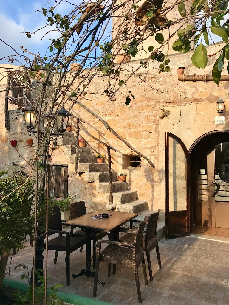 Pizzeria Can Joan restaurant in Llucmajor