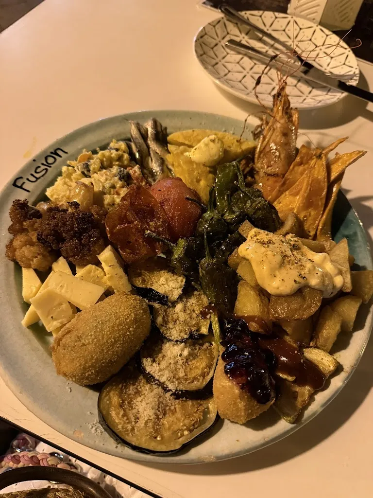 Sinah Heinrichs_Aire_Llucmajor_review