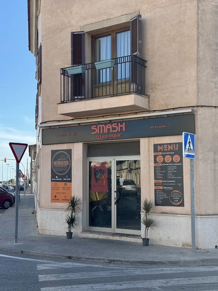 Smash Burger_Llucmajor_slider_image_1