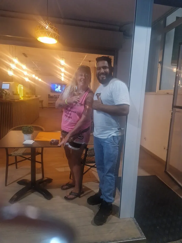 Chenelle Mullally_Bistro Restaurant & Bar_Llucmajor_review