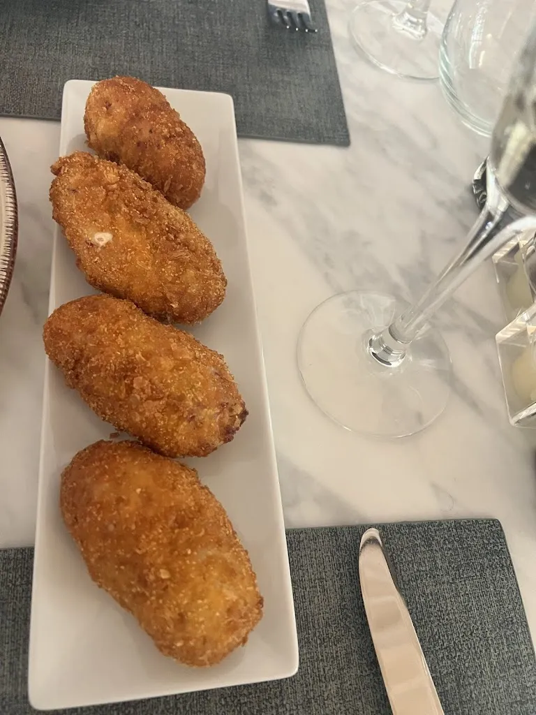 JUAN CARLOS LOPEZ GARCIA_Las Bovedas_Llucmajor_review