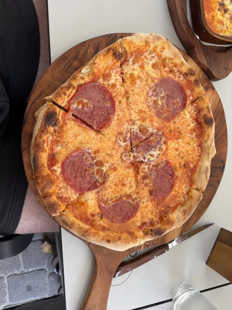 Mauro Betschart_PIZZA POINT_Llucmajor_review