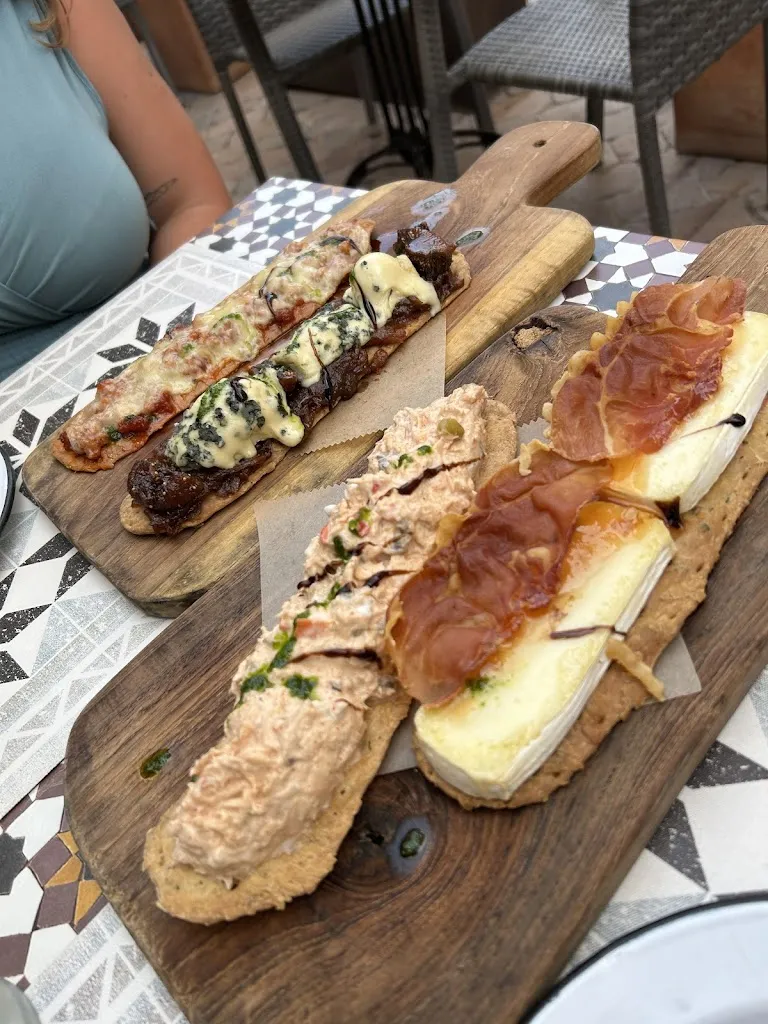 Patrícia Poláková_L'Escrivania_Porreres_review