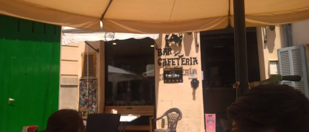 Benn Smith_Es Poltre_Porreres_review