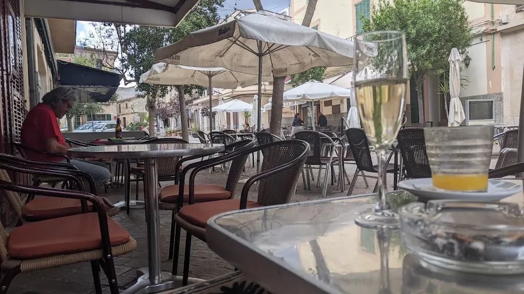 Cafè Sa Fonda restaurant in Porreres
