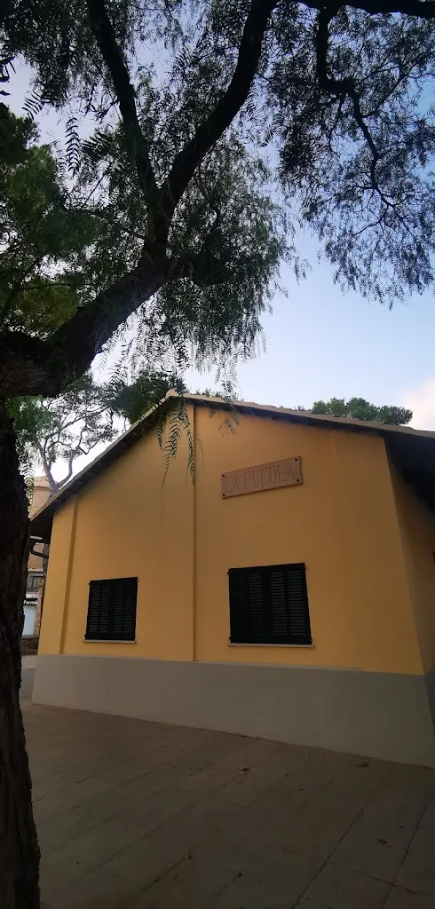 Clarice B_Bar des Tren_Pobla Sa_review