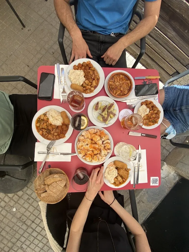 Ioana Popa_Bar Casa Miss_Pobla Sa_review