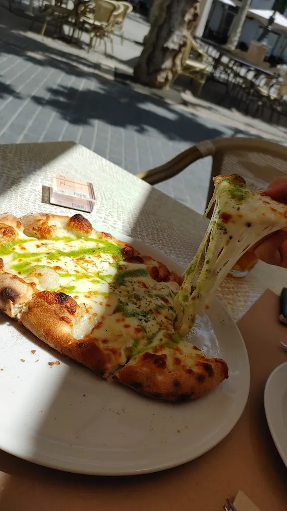 Menu_Restaurante Pizzeria Plaça Vuit_Pobla Sa_image_7