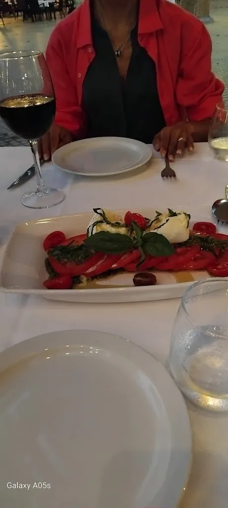 Roberto_Restaurante Pizzeria Plaça Vuit_Pobla Sa_review