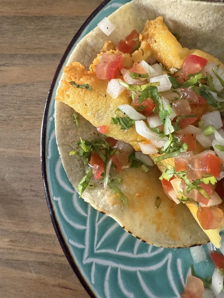 Stephanie Pass_La Poblana_Pobla Sa_review