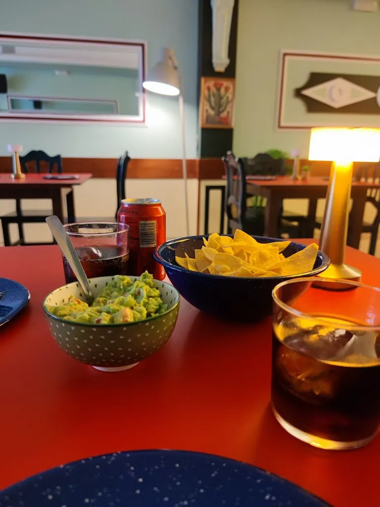 Anja Papenfuss_La Poblana_Pobla Sa_review