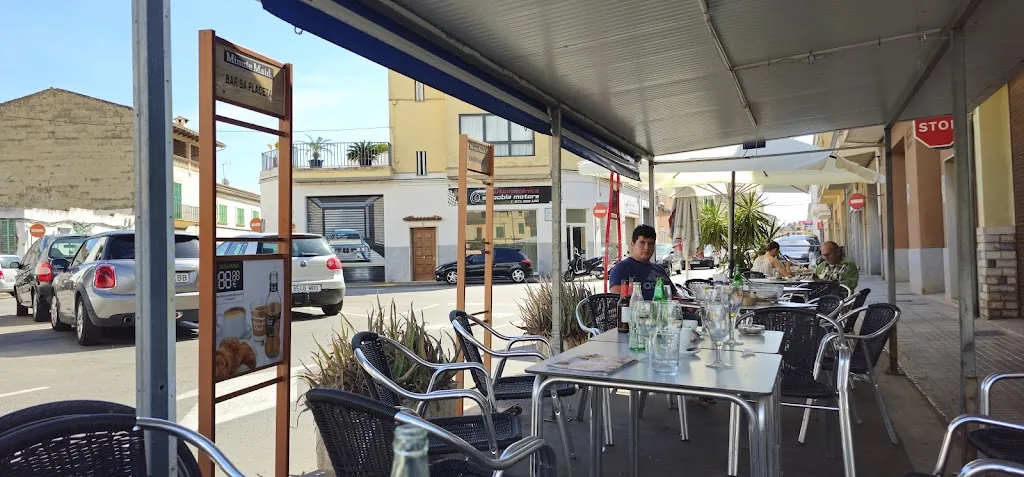 Janet Clarke_Bar Sa Placeta_Pobla Sa_review